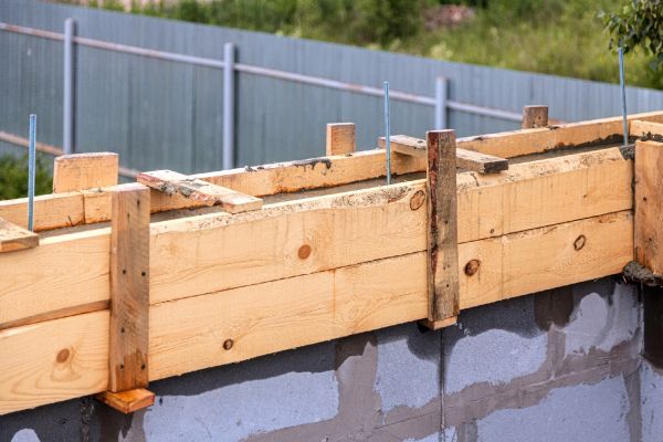 Poured Wall Construction in Naperville